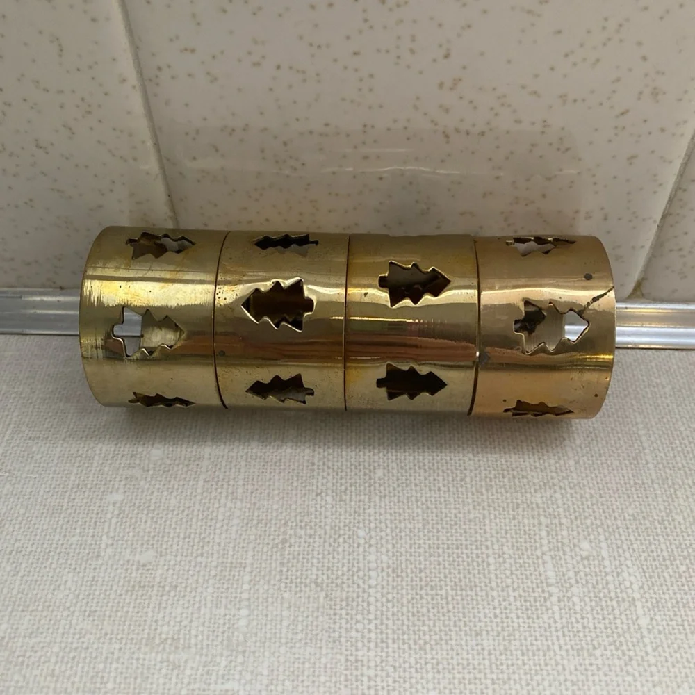 Vintage‎ Brass Laser Cut Christmas Tree Cut Out Napkin Rings Set of 4 Holiday